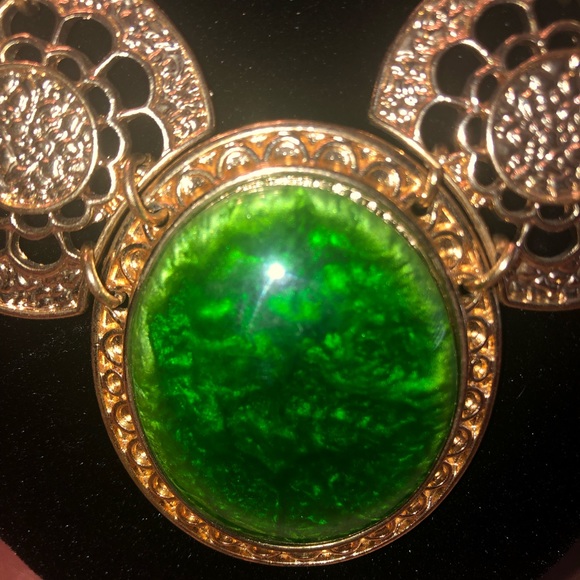 Vintage Victorian Style Moonstone Costume Necklace - Picture 2 of 4